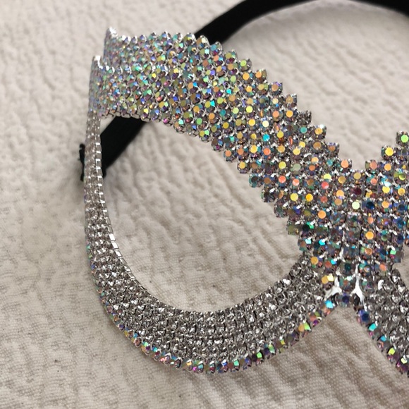NATASHA ACCESSORIES Crystal Double Winged Eye Mask - Picture 3 of 3